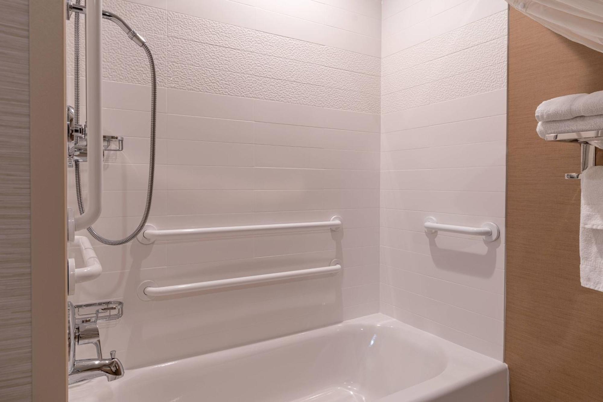 Fairfield Inn & Suites By Marriott Somerset Bagian luar foto